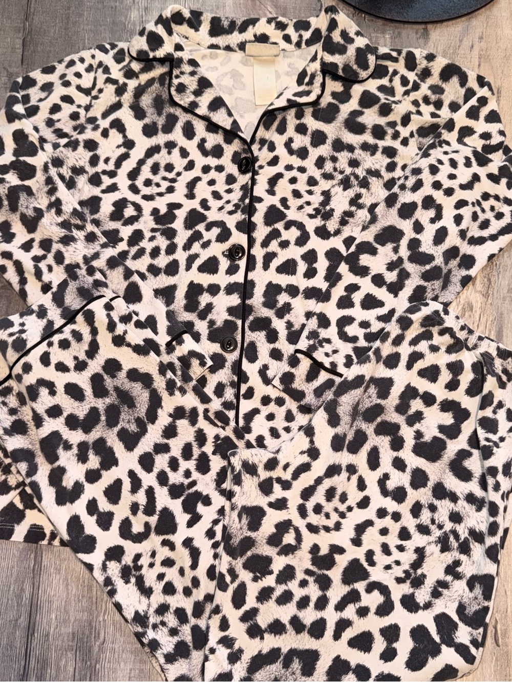 Cheetah Bed Head Pajamas Set